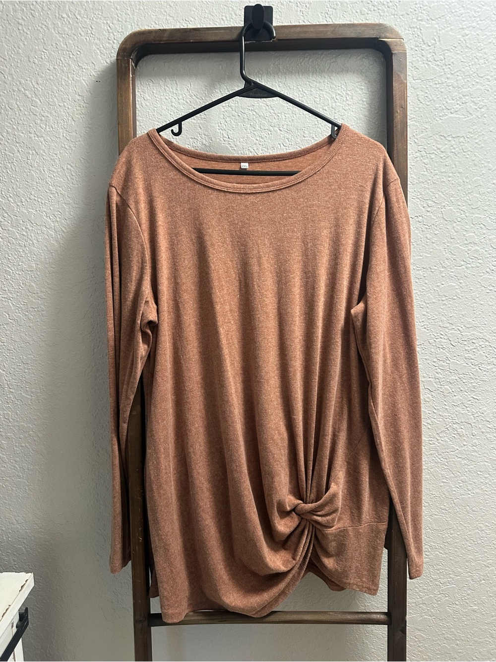 Source Unknown Long-Sleeve Twist Hem Top - Burnt Orange